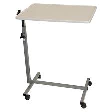 Au dessus de la table de lit